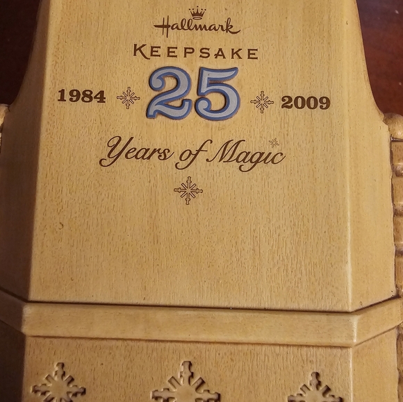 Hallmark 2000 christmas ornament - Picture 3 of 3